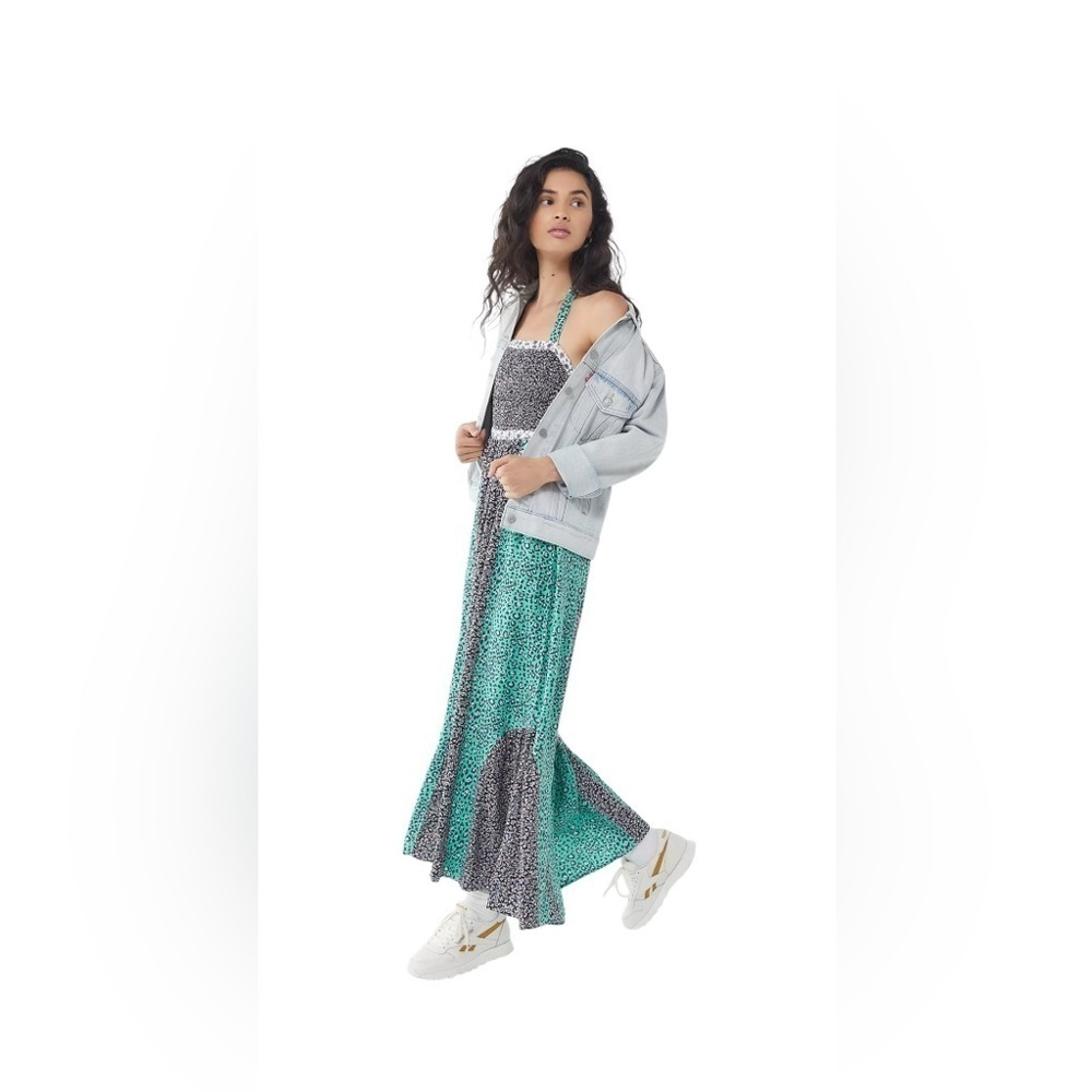 Urban Outfitters Lychee halter maxi dress - Picture 5 of 10